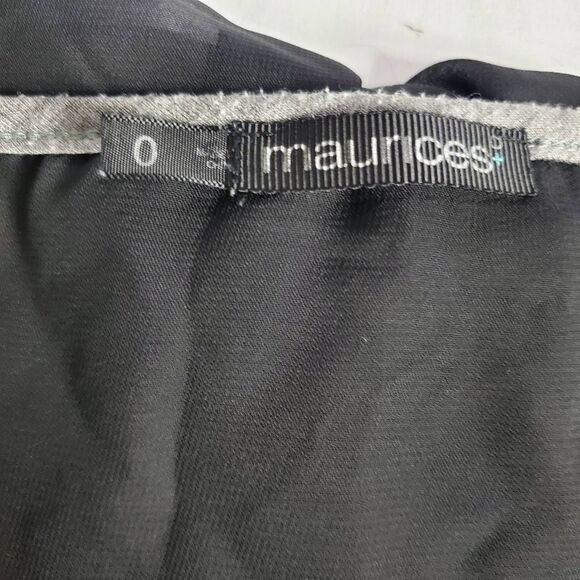 Maurices Women’s Plus Gray Black Lace Contrast Short Sleeve Tunic Top Size 0 (1X - Picture 6 of 8